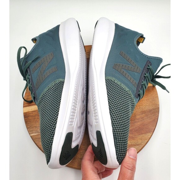 New Balance FuelCore Coast V4 Men\'s 14D Green Running Shoes MCSTLLR4NEW Sneakers main image 11